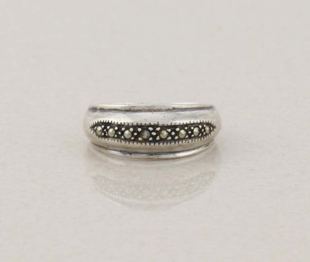 Sterling Silver Marcasite Band Ring Dome Ring Size 8 1/4